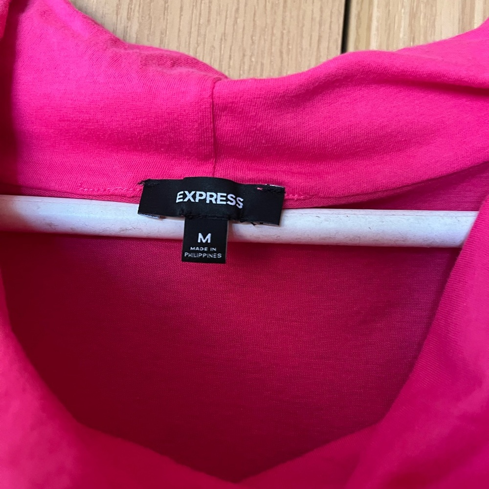 Express size M cotton good condition